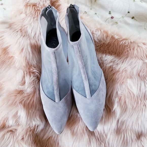 NWOT LOGO Suede + Mesh Grey Ankle Boots w Heels - Picture 3 of 8